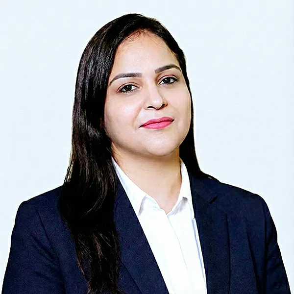 Geetika-HR-Manager